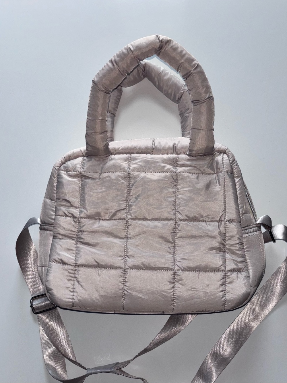 JESSICA SIMPSON BAGS - Picture 4 of 10